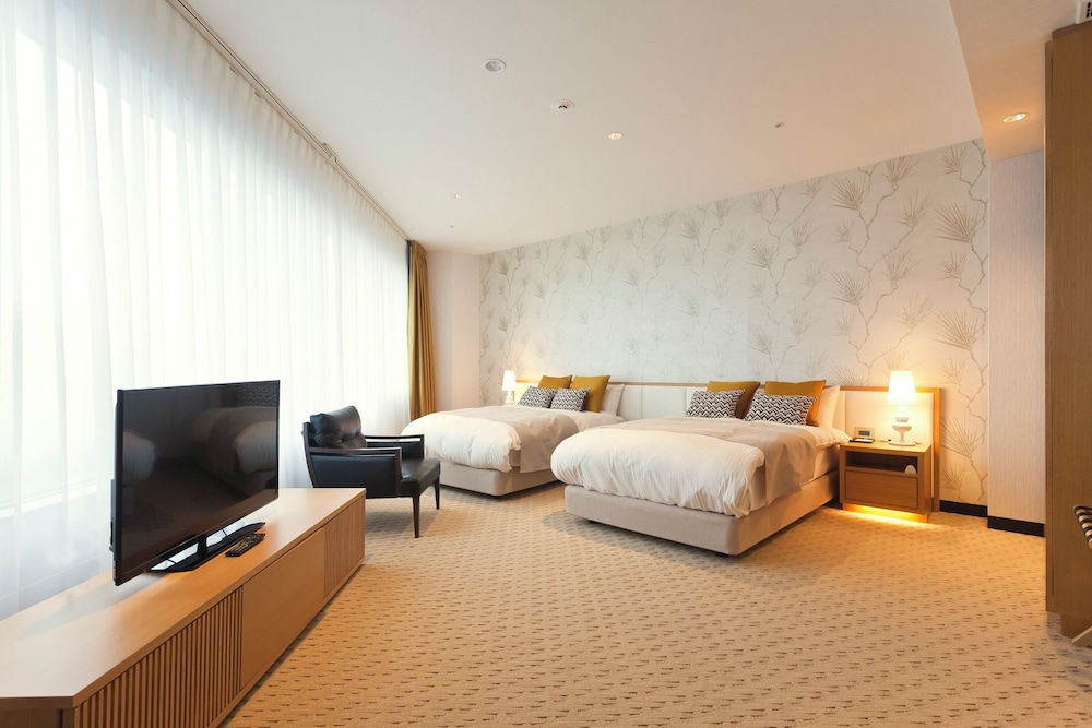ロイヤル スイート ベッド (複数台) タワー (High Floor) 客室5 | ANAクラウンプラザリゾート安比高原 by IHG