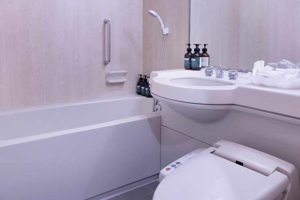 スタンダード ルーム シングルベッド 2 台 バスルーム0 | ANAクラウンプラザホテルリゾート安比高原 by IHG