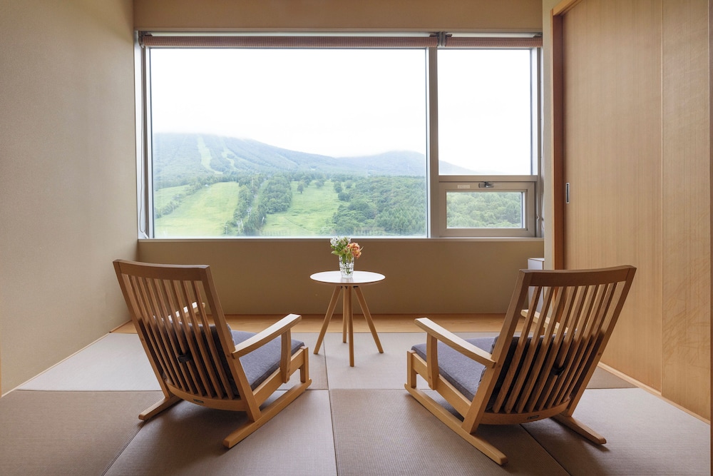 スイート シングルベッド 2 台 (Japanese, High Floor) 客室3 | ANAクラウンプラザリゾート安比高原 by IHG