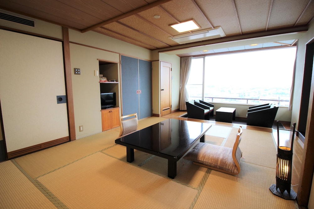 本館・和みの和室 | ホテル八田