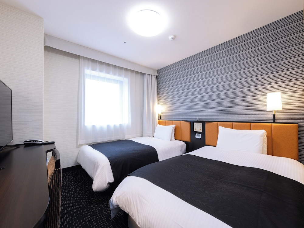 最上階 (8階) ツインルーム 禁煙 | アパホテル〈山形鶴岡駅前〉