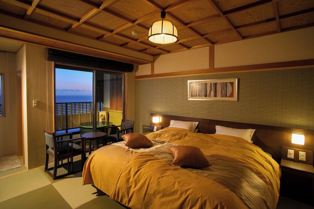 スーペリア ダブルまたはツインルーム | 稲取東海ホテル湯苑