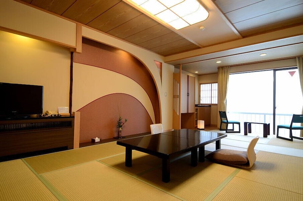 モダンデザインルーム 客室1 | 稲取東海ホテル湯苑