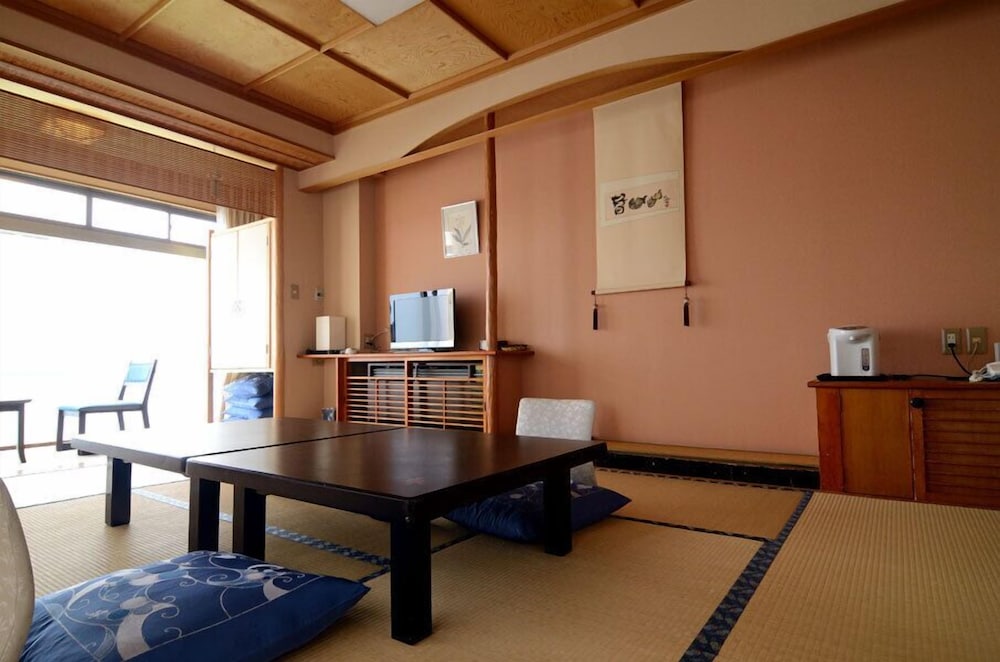 スタンダード ルーム 客室2 | 稲取東海ホテル湯苑
