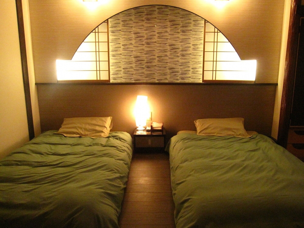 スーペリア ツインルーム 客室1 | 稲取東海ホテル湯苑