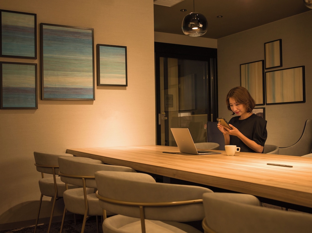 プレミア シングルルーム 高層階 禁煙 (ラウンジアクセス付き) エグゼクティブ ラウンジ0 | プレミアホテル-CABIN PRESIDENT-函館