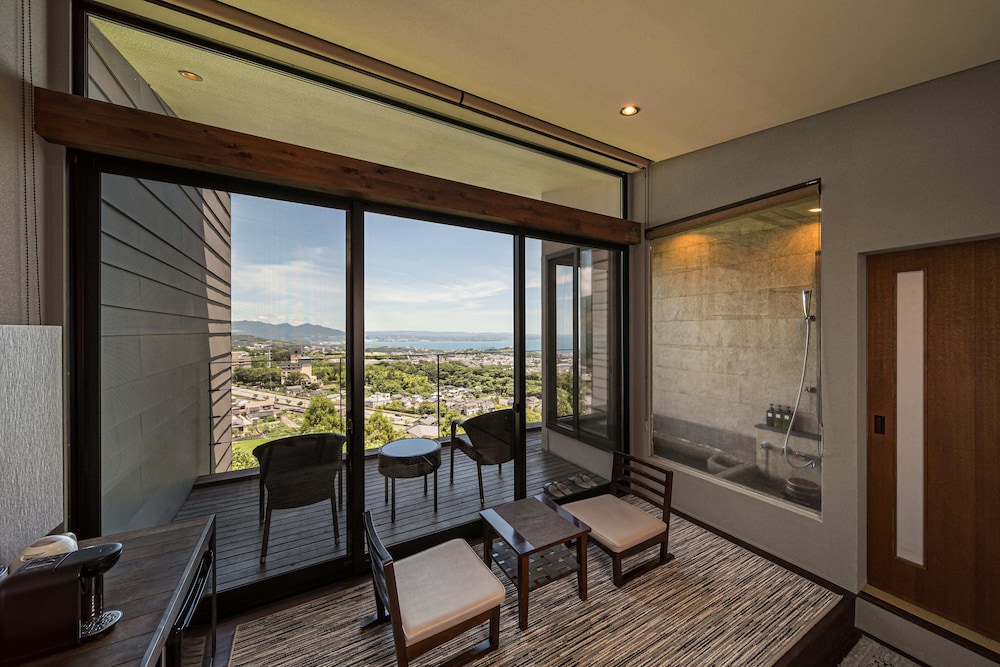 半露天風呂付き和洋室　2F 客室4 | SEKIYA RESORT テラス御堂原