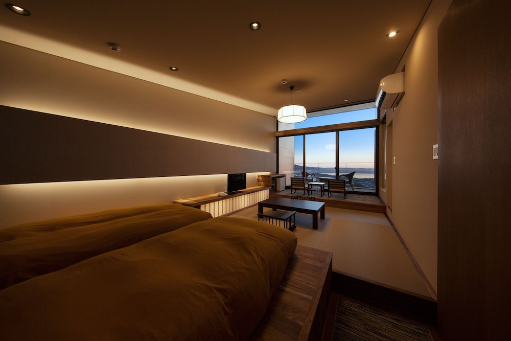 客室1 | SEKIYA RESORT テラス御堂原