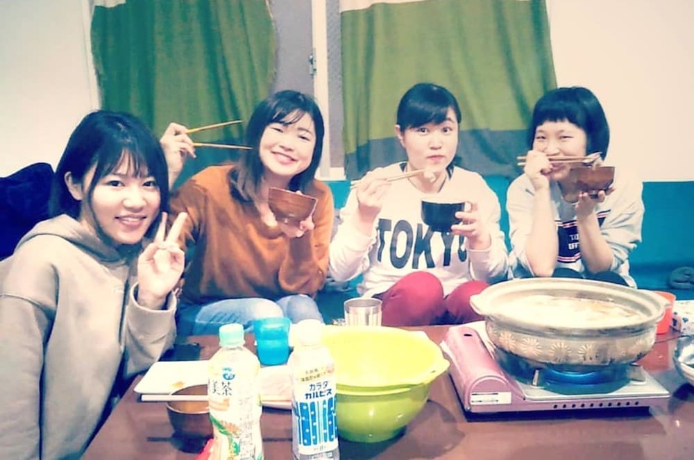 ツインルーム リビングルーム1 | 福岡ゲストハウス リトルアジア小倉