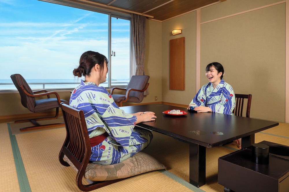 東館海側和室12帖〜14帖 客室5 | 南三陸ホテル観洋