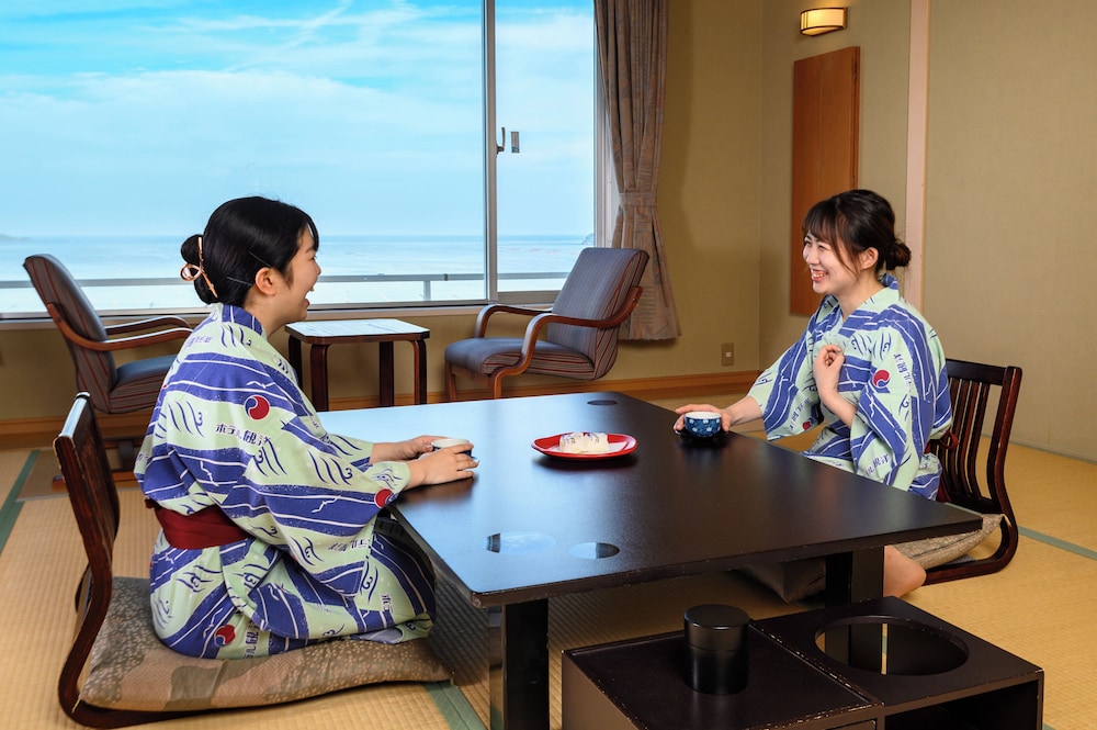 東館海側和室12帖〜14帖 客室3 | 南三陸ホテル観洋