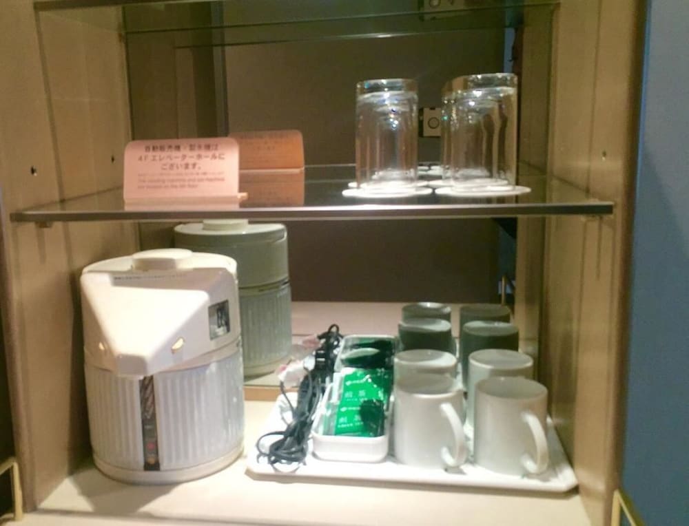 スタンダード ツインルーム 禁煙 客室の設備とサービス1 | ホテル グリーンタワー幕張