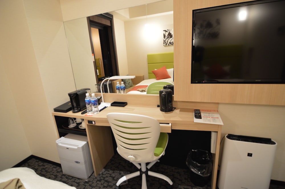 ツインルーム 2名利用 禁煙 客室3 | クイーンズホテル千歳