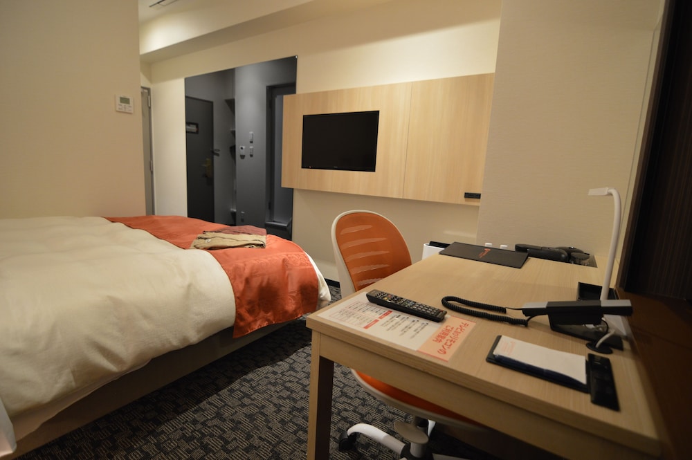 クイーンダブルルーム2名利用 禁煙 客室2 | クイーンズホテル千歳