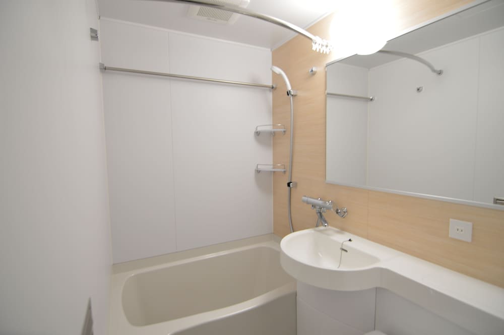 クイーンダブルルーム2名利用 禁煙 バスルーム0 | クイーンズホテル千歳