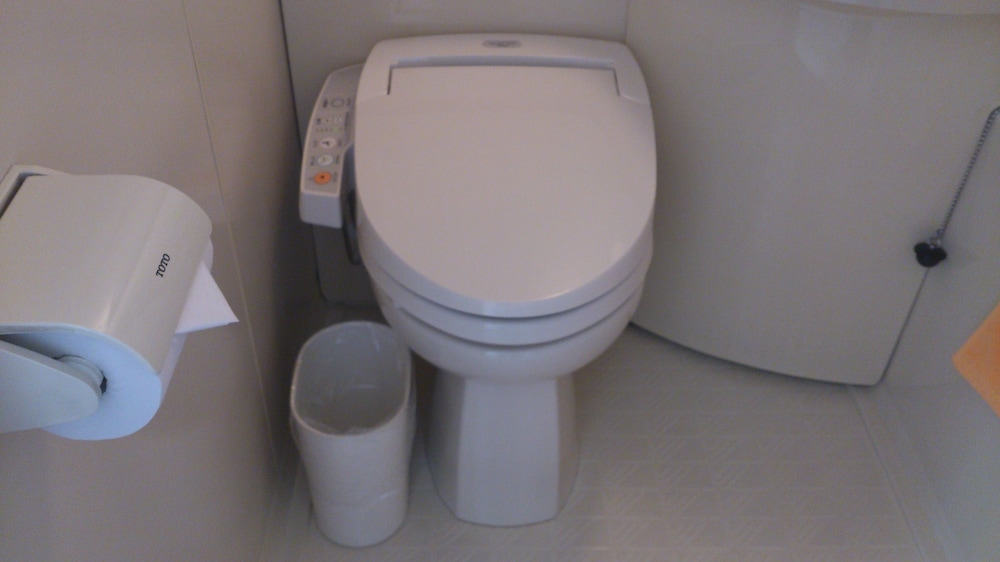 ツインルーム 喫煙可 客室の設備とサービス1 | 長崎 I・Kホテル