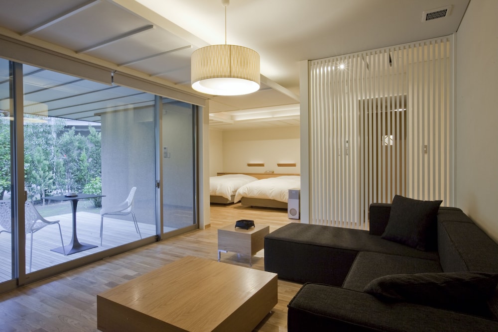 [クラブ ラウンジ アクセス] セントラルヴィラ リビング エリア0 | アマネリゾート ガハマ