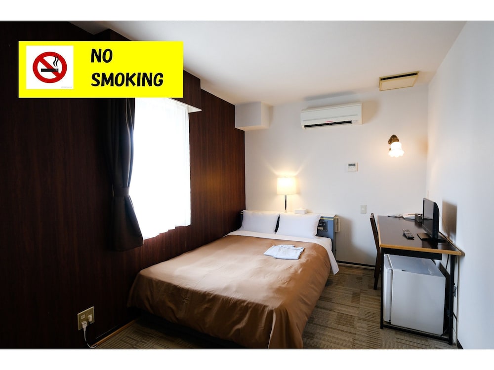 ダブルルーム 禁煙 | ビジネスイン サンホテル