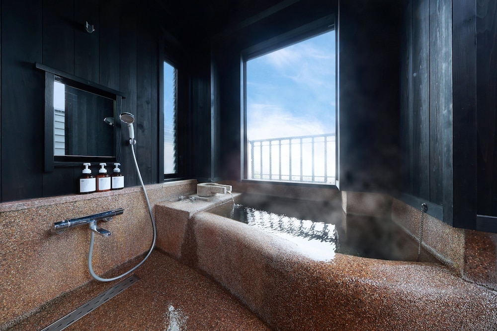 離れ 雪タイプ バスルーム1 | お宿 うち山