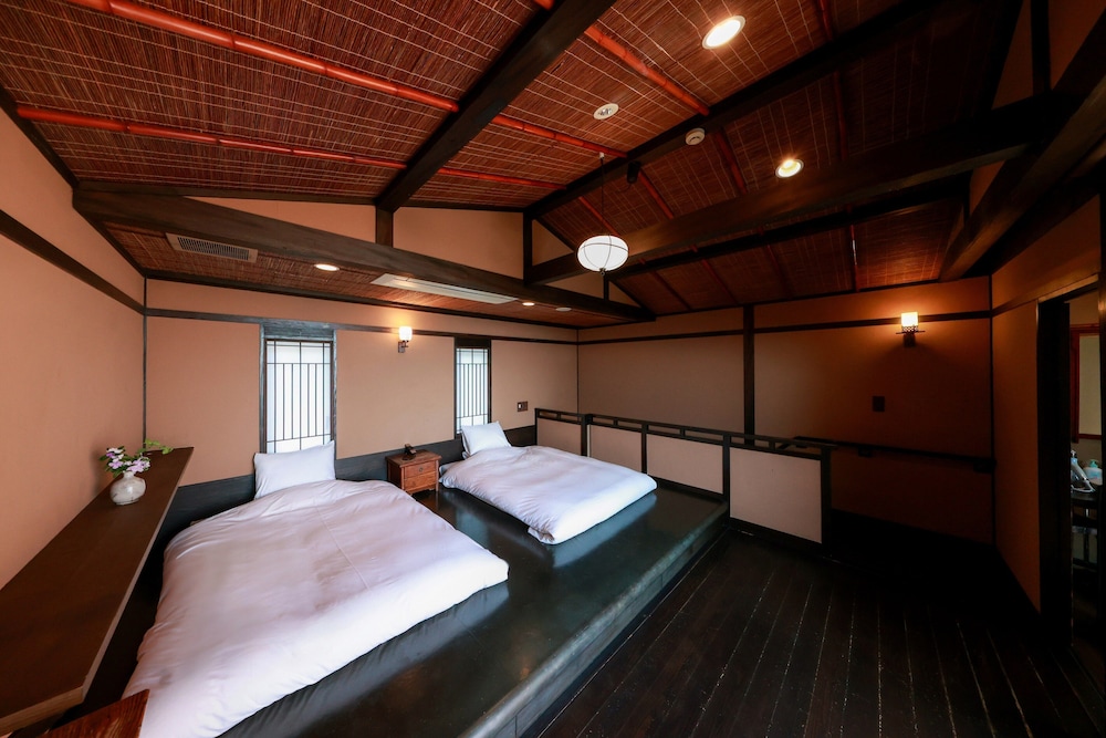 離れ 雪タイプ 客室2 | お宿 うち山