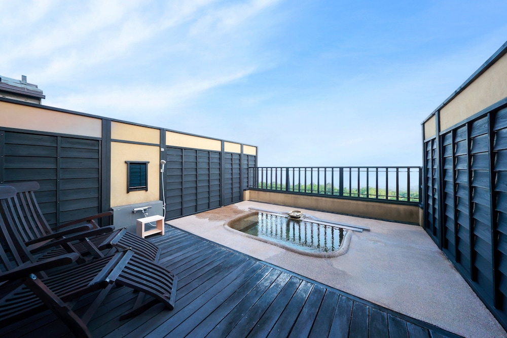 離れ　花タイプ バスルーム0 | お宿うち山 伊豆高原 全室露天風呂付き隠れ宿