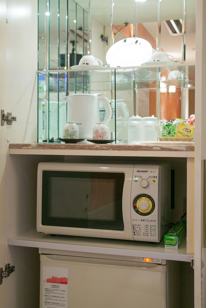 スタンダード ルーム クイーンベッド 1 台 ミストサウナ 禁煙 電子レンジ0 | ホテル晏-新宿歌舞伎町 - アダルト オンリー
