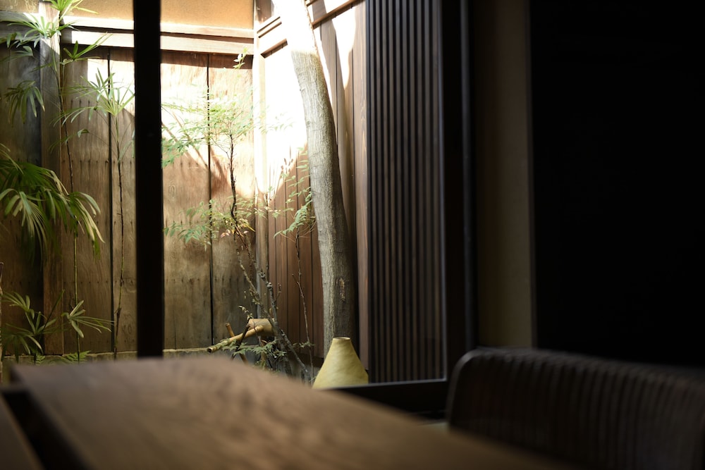 一棟貸し　町家　（シングルベッド2台　布団3式） 部屋からの景観0 | 藏や 清水五条