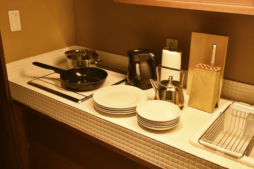 一棟貸し　町家　（シングルベッド2台　布団3式） 専用簡易キッチン0 | 藏や 清水五条