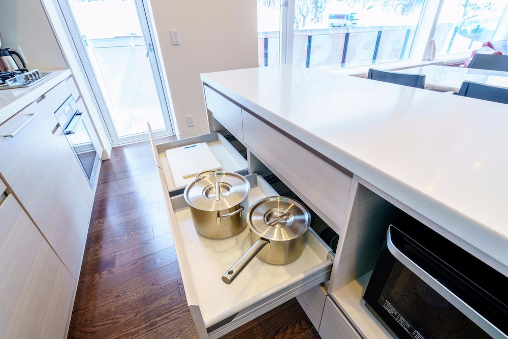 スーペリア コンドミニアム 1 ベッドルーム マウンテンサイド 専用キッチン0 | マウンテンサイド白馬