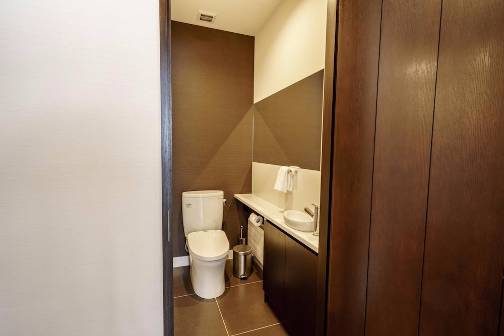 スーペリア コンドミニアム 2 ベッドルーム マウンテンサイド バスルーム0 | マウンテンサイド白馬