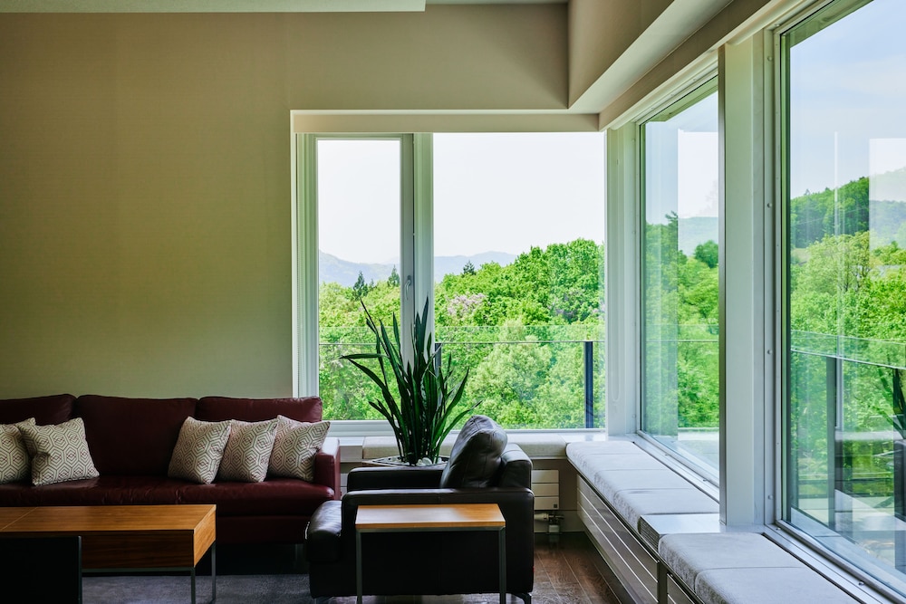 スーペリア コンドミニアム 1 ベッドルーム マウンテンサイド 客室4 | マウンテンサイド白馬