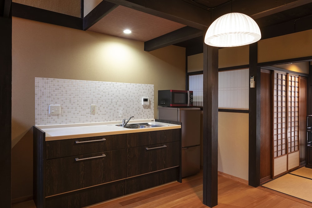 町屋　（ベッド + 布団） 専用簡易キッチン0 | 鈴 西若松
