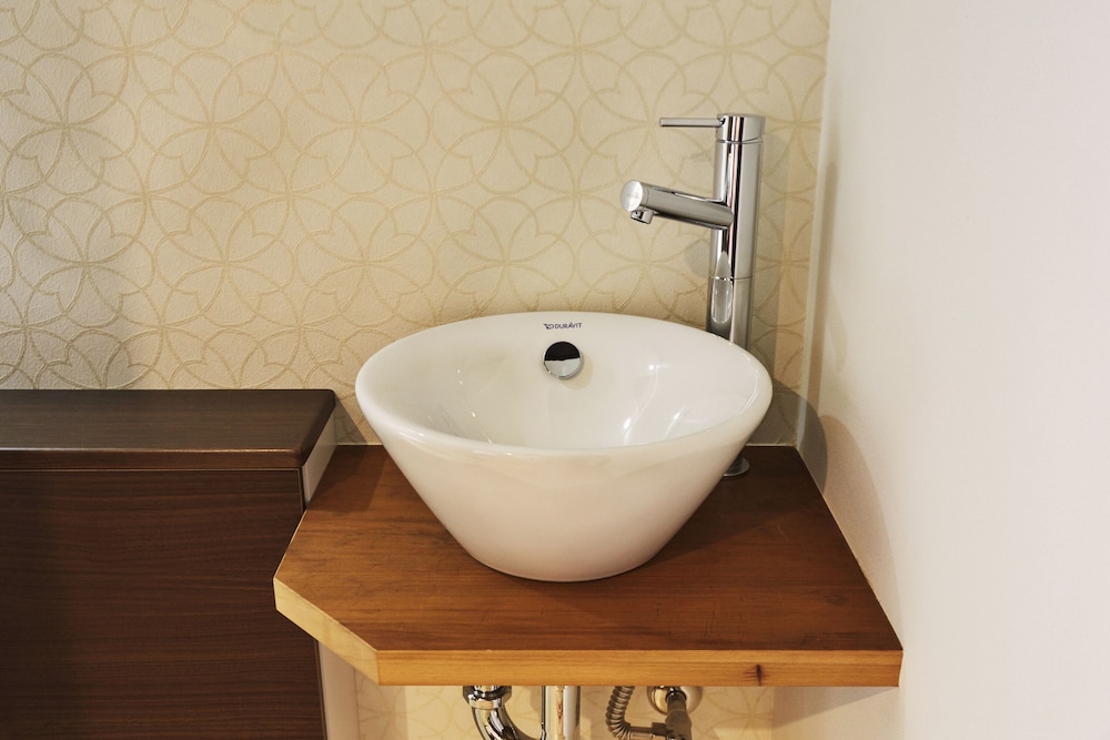 町屋　（ベッド + 布団） バスルーム1 | 鈴 西若松