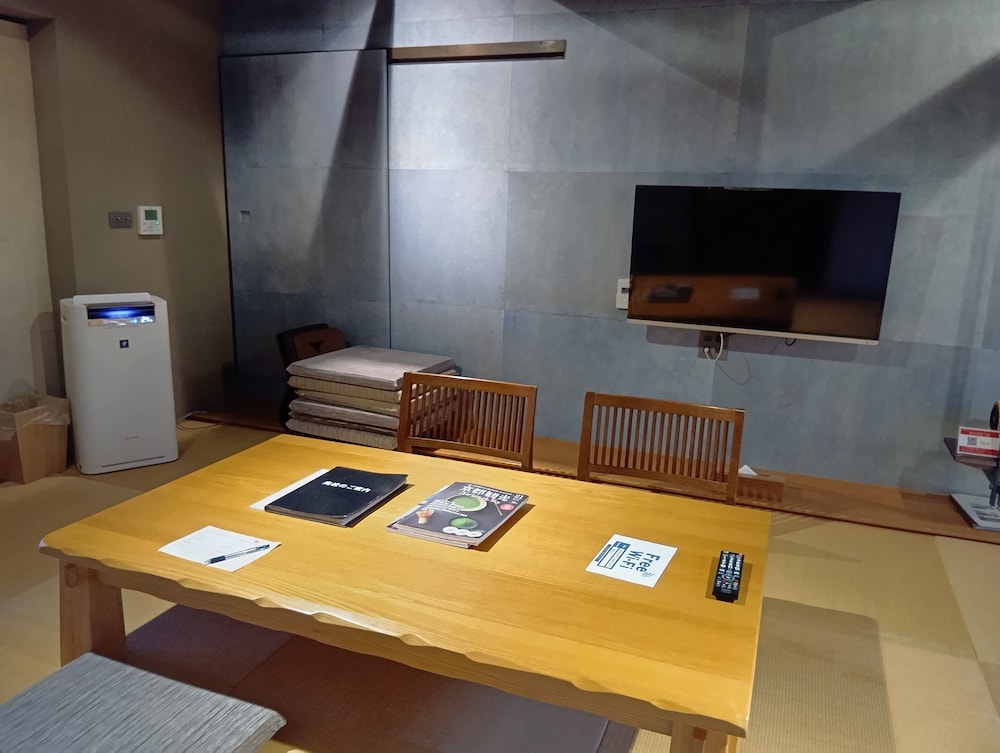 町屋一棟貸し (ベッド + 布団) 客室5 | 京都旅庵 然