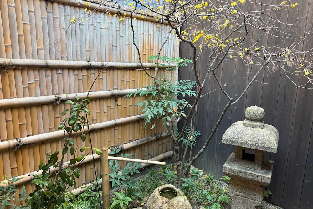 町家一棟貸し 客室4 | 東山 不頼庵 京町家の宿