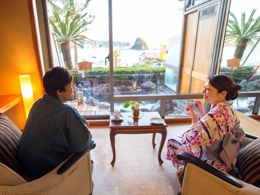露天風呂付き客室 素泊まり 客室1 | 黒船ホテル