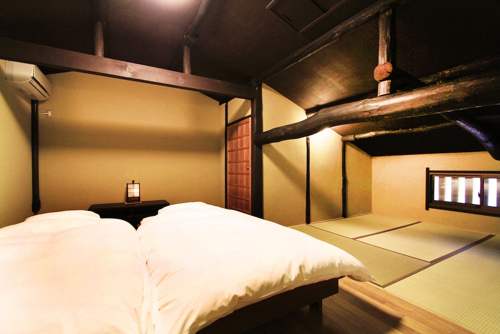 町屋　西対 (ベッド + 布団) | 平安宮内裏の宿