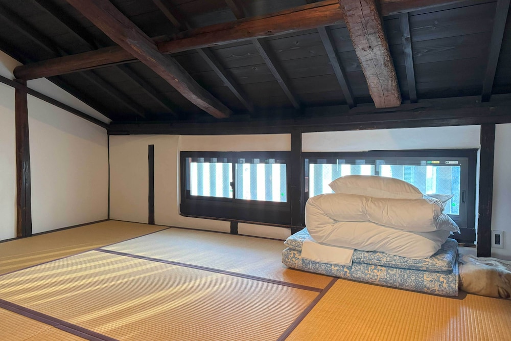 町屋一棟貸し 客室5 | しらふじ庵