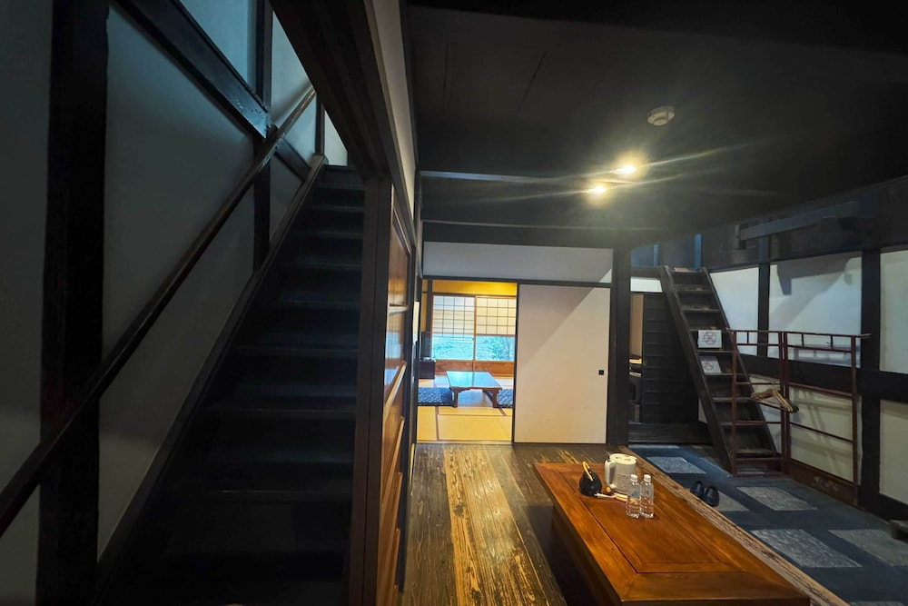 町屋一棟貸し 客室13 | しらふじ庵