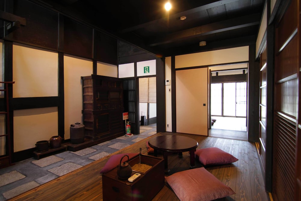 町屋一棟貸し 客室10 | しらふじ庵