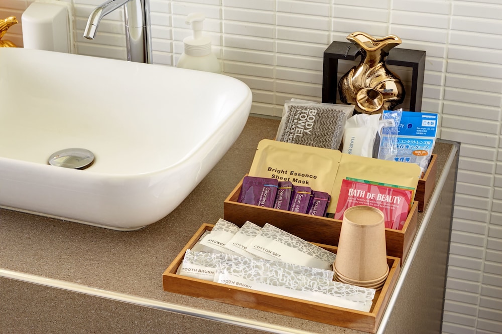 エグゼクティブ ルーム クイーンベッド 1 台 バルコニー バスルームの設備3 | シークレット ハウス牧志