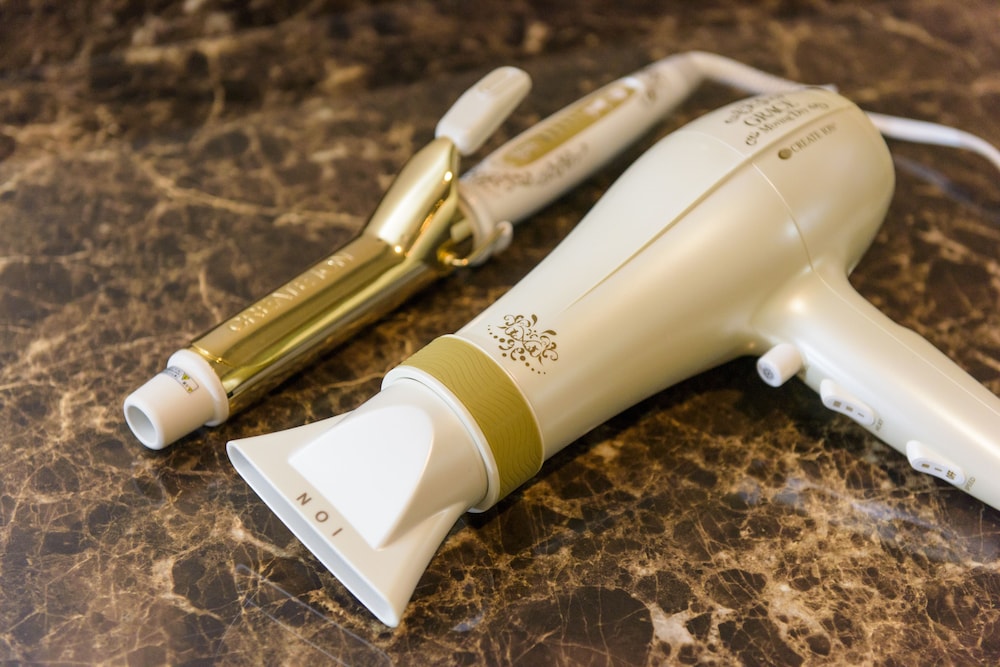 エグゼクティブ ルーム クイーンベッド 1 台 バルコニー バスルームの設備1 | シークレット ハウス牧志