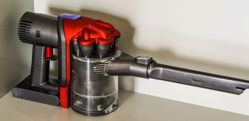 エグゼクティブ ルーム クイーンベッド 1 台 バルコニー 客室の設備とサービス6 | シークレット ハウス牧志