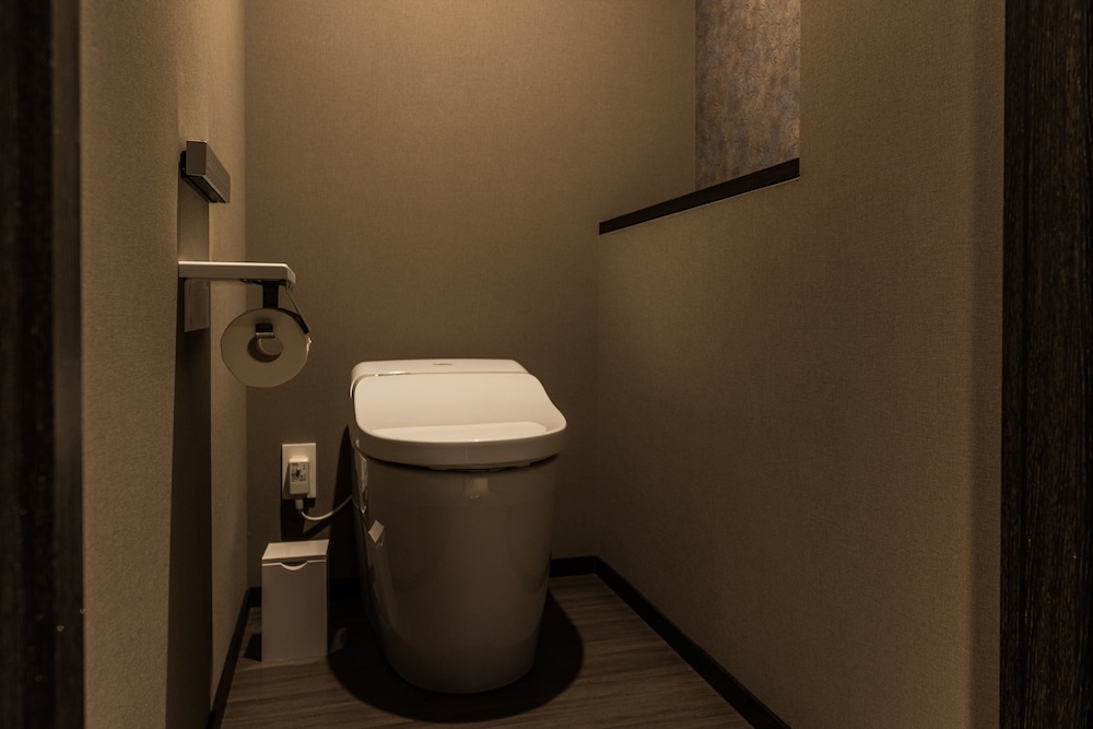 露天風呂付客室 禁煙 (朝食付プラン)(3名以上利用時のみ布団を用意) バスルーム0 | 箱根小涌園 天悠