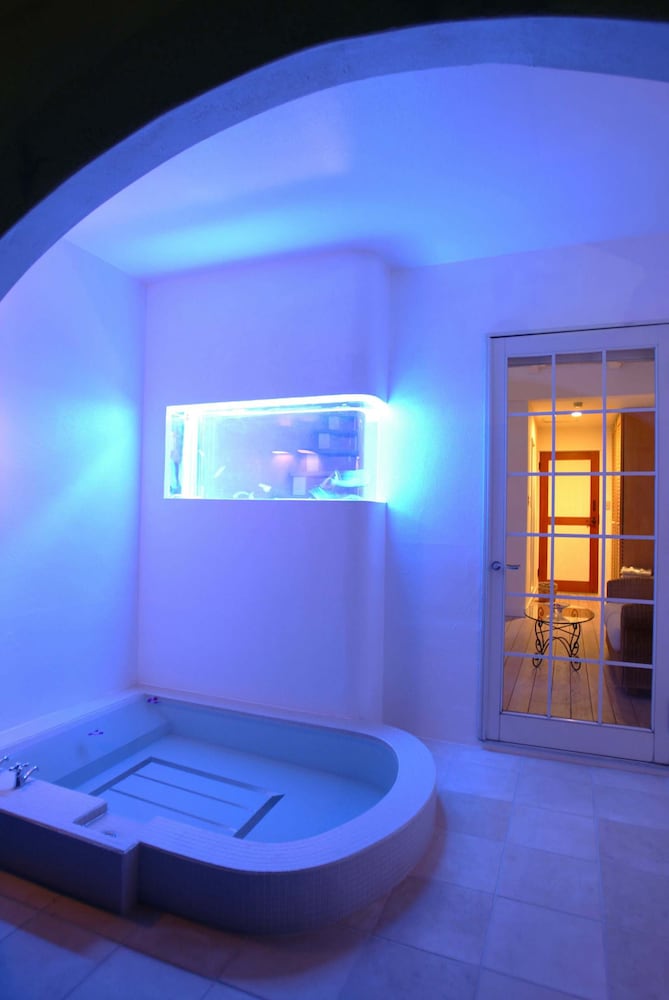 スイート (アイランドスイート 12号室) バスルーム0 | リゾートホテル コルテラルゴ伊豆高原