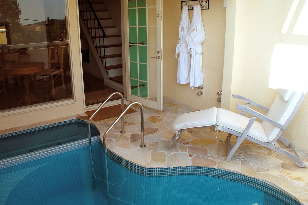 スイート (地中海スイート23号室) テラス / パティオ2 | リゾートホテル コルテラルゴ伊豆高原