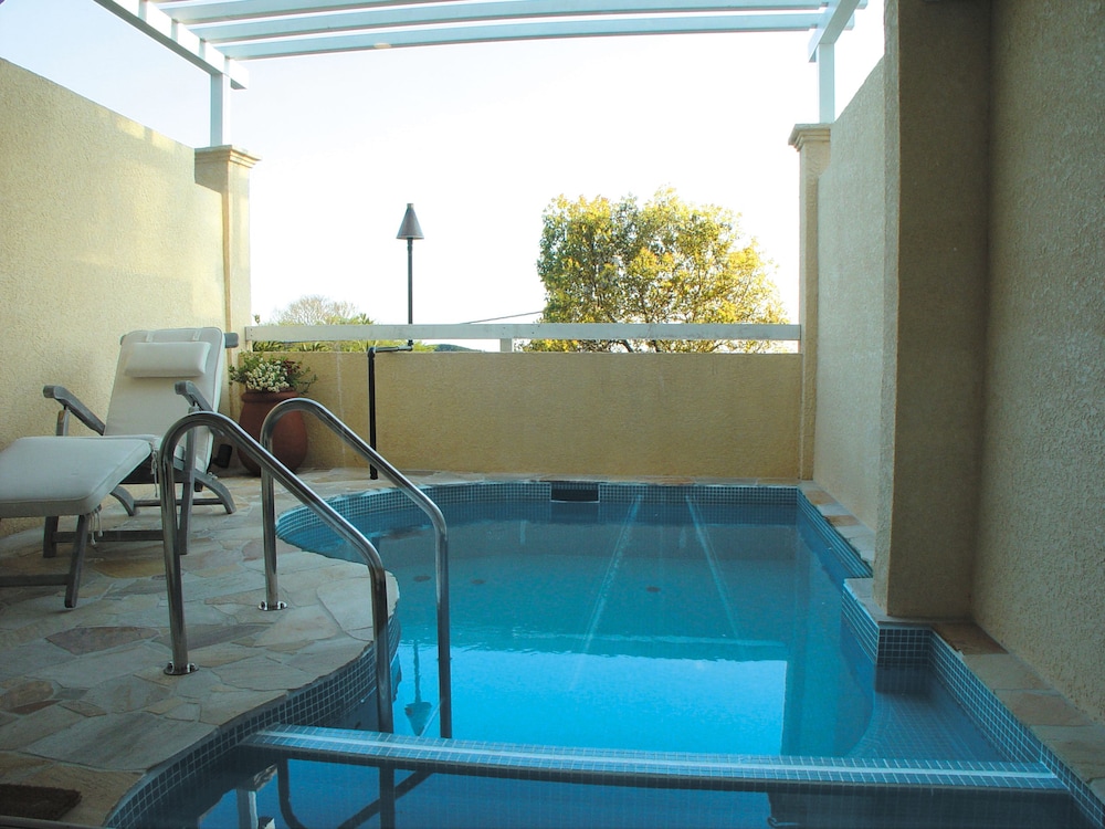 スイート (地中海スイート23号室) テラス / パティオ0 | リゾートホテル コルテラルゴ伊豆高原