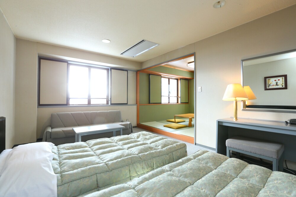 和洋室 (29-36平米) | ホテルシルクイン斑尾