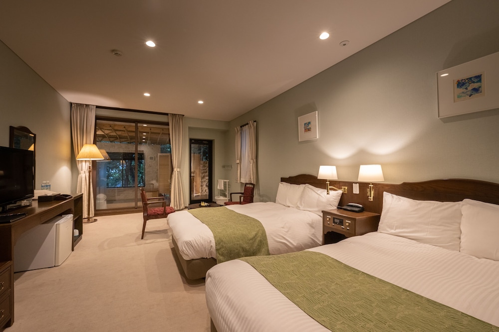 デラックス ツインルーム 禁煙 (Open Air Bath, Annex) | 伊豆温泉ホテル 森の泉