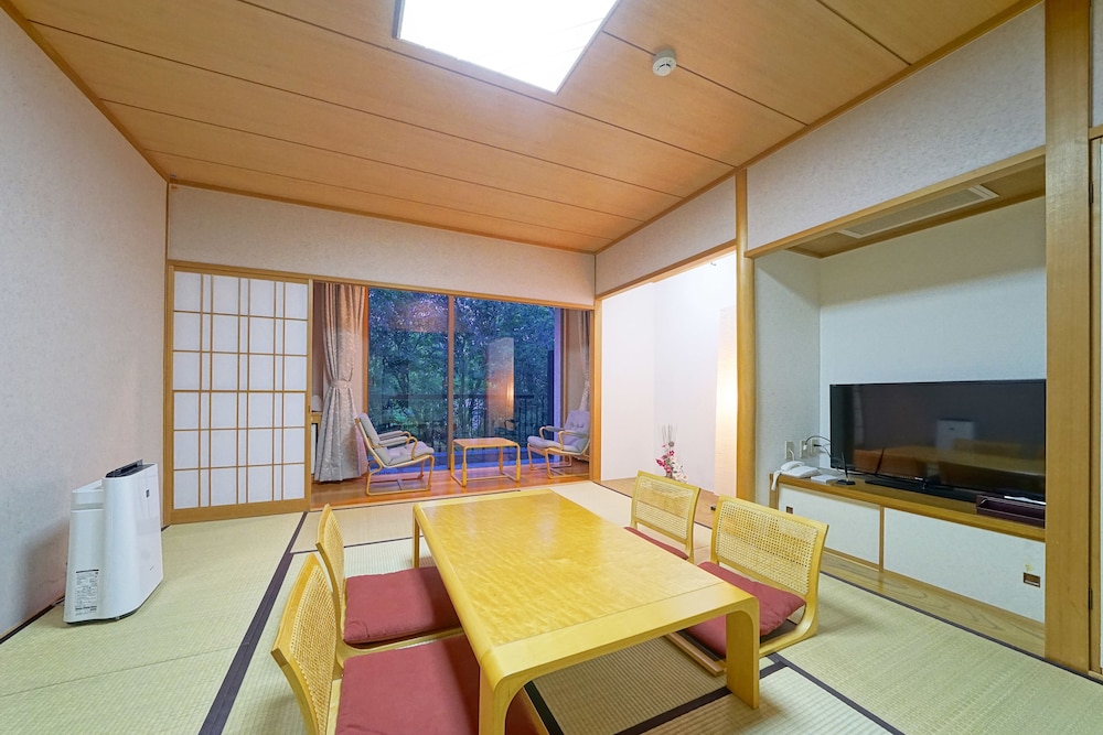 和室 4人部屋 部屋からの景観0 | 伊豆温泉ホテル 森の泉